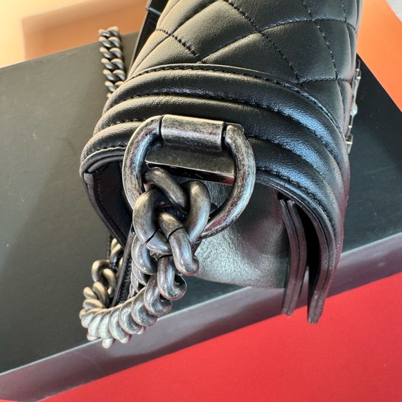 Chanel Black Quilted Leboy Bag , Lambskin leather Silver Accents.COA included - Picture 8 of 16